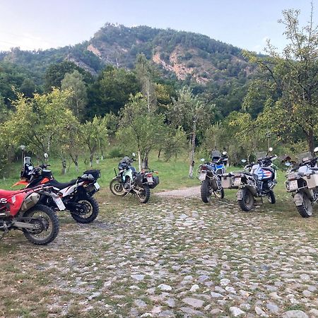 Villa Casa Colt De Rai Brezoi Esterno foto